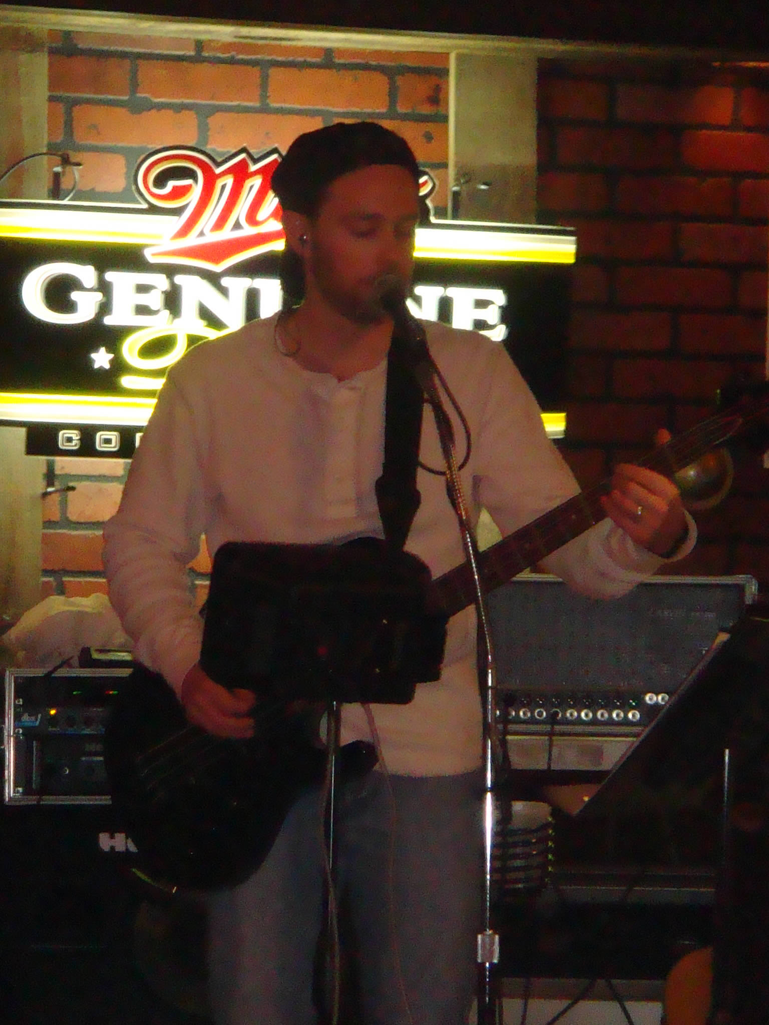 Gigs/DSC00177wm21.jpg